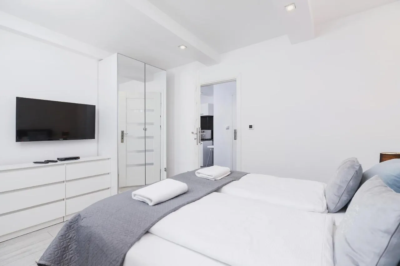 Apartment Lubelska Krakow By Noclegi Renters