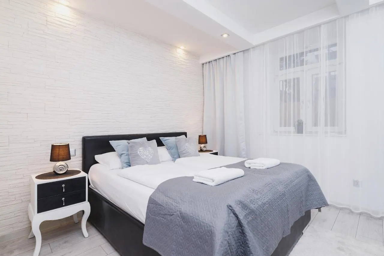 Apartment Lubelska Krakow By Noclegi Renters